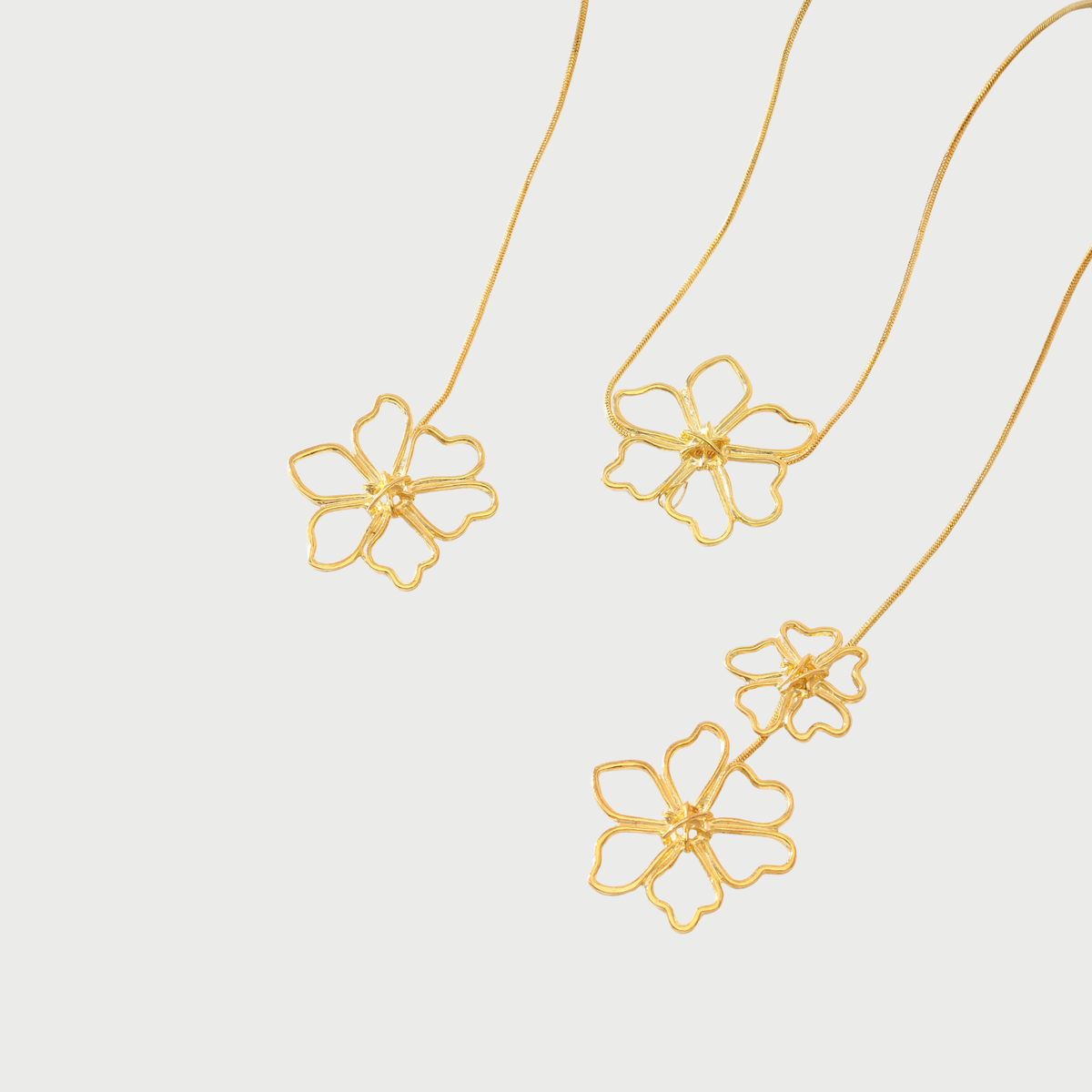 FLOWER LAYER NECKLACE